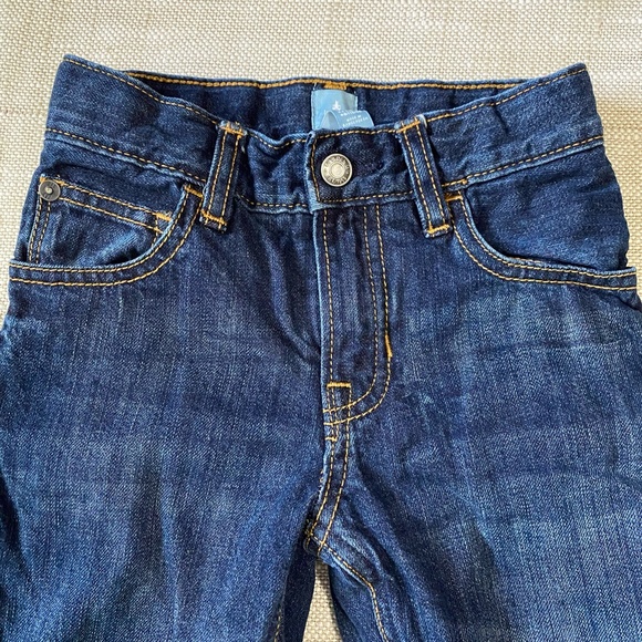 Boys- Sz-4- 4 piece Bundle- Tommy Bahama , Gap lined pants- Nike,Converse- Sz-4 - Picture 5 of 16